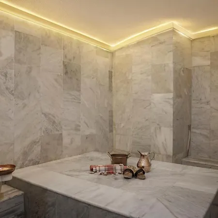 Akka Lush Taksim איסטמבול