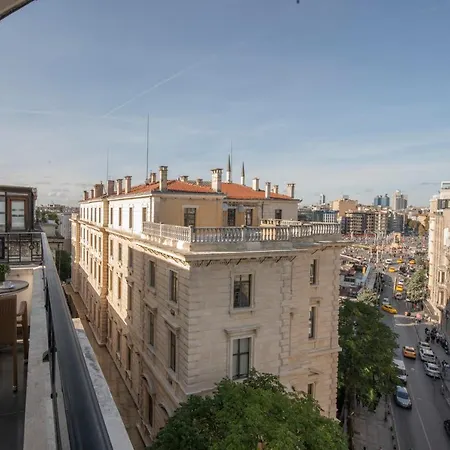 Akka Lush Taksim Szálloda