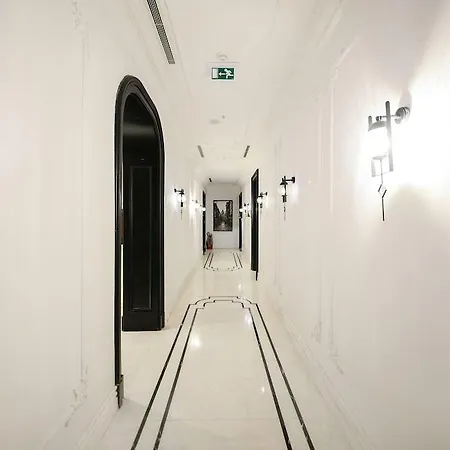 Akka Lush Taksim מלון 4*