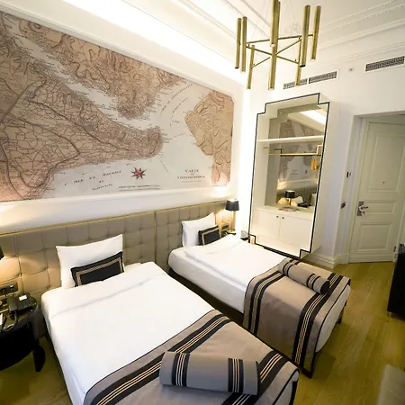 Akka Lush Taksim 4*