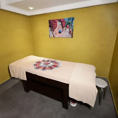 Akka Lush Taksim