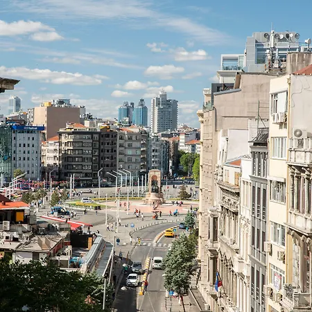 Akka Lush Taksim Szálloda 4*