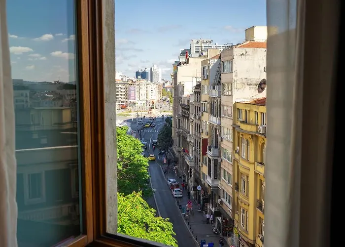 Akka Lush Taksim 4*