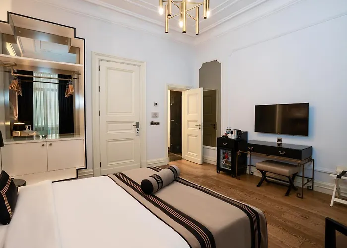 Hotel Akka Lush Taksim 4*