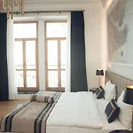 Akka Lush Taksim 4*