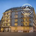 Akka Lush Taksim
