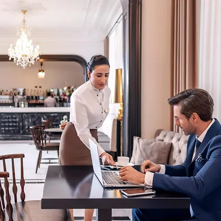 Akka Lush Taksim 酒店