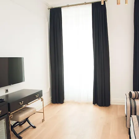 Akka Lush Taksim Отель 4*