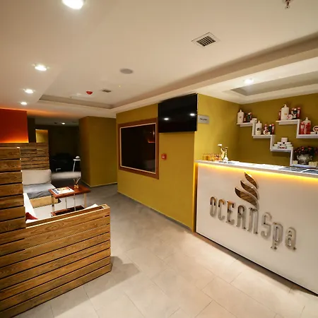 Akka Lush Taksim Istambul