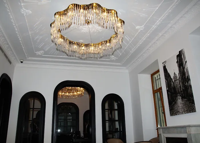 Akka Lush Taksim מלון