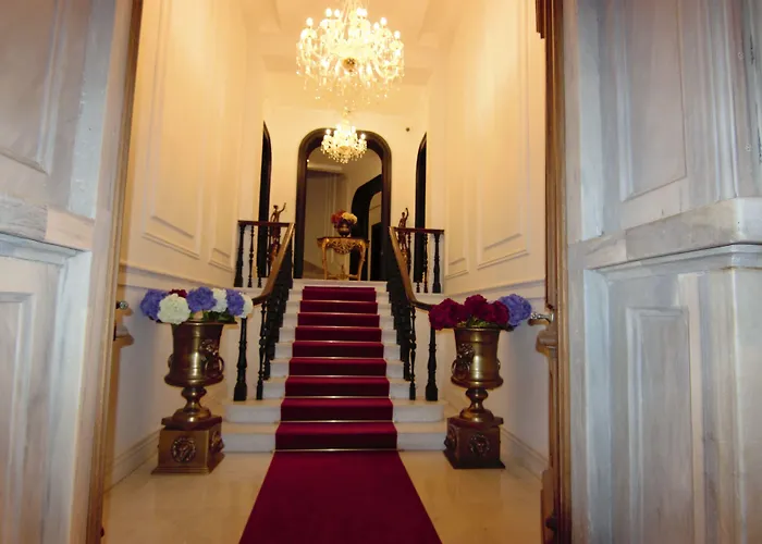 Akka Lush Taksim איסטמבול